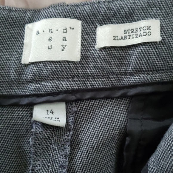 Ankle slacks - Picture 2 of 5